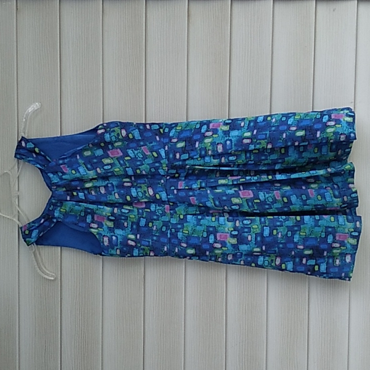 Nicole Miller Dress, Colors, Blue, Green, Lavender, And Olive, P2p 16"